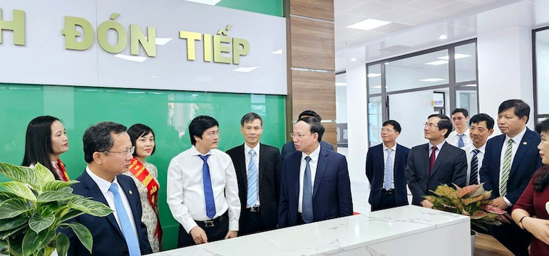 Bệnh viện Phổi Quảng Ninh được đầu tư nâng cấp, mở rộng hiện đại và đồng bộ. Bệnh viện Phổi Quảng Ninh được đầu tư nâng cấp, mở rộng hiện đại và đồng bộ.