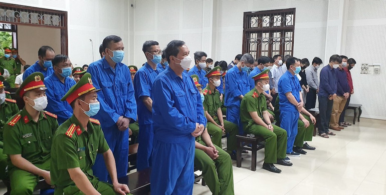 Các bị cáo tại phiên tòa. Các bị cáo tại phiên tòa.