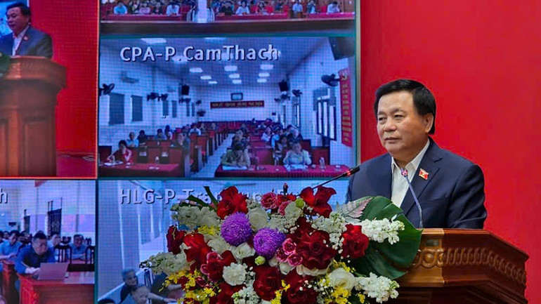 Đồng chí Nguyễn Xuân Thắng thông tin đến cử tri những nội dung chính dự kiến tại Kỳ họp thứ 9, Quốc hội khóa XV.