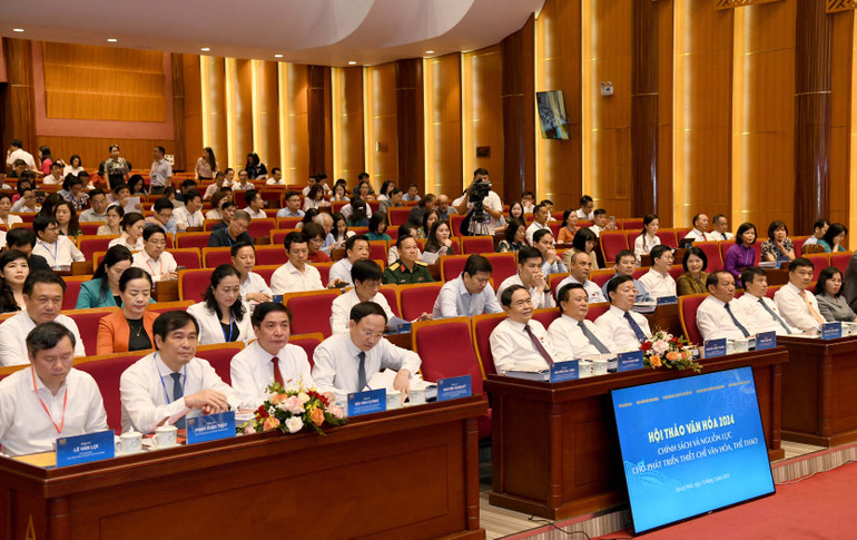 Các đại biểu tham dự Hội thảo.