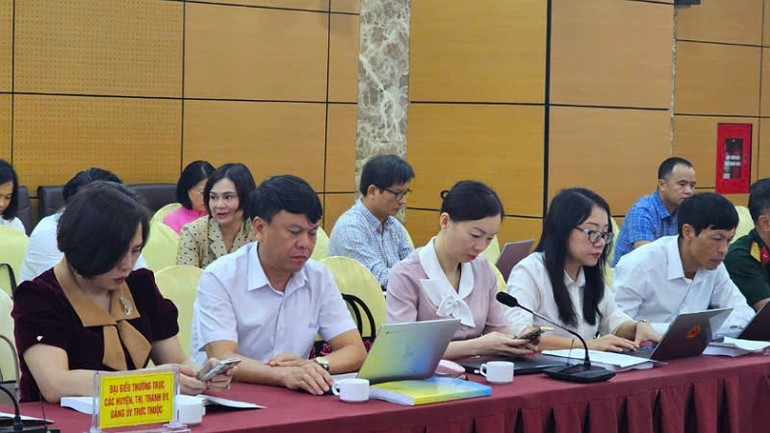 Các đại biểu tham dự Hội thảo.