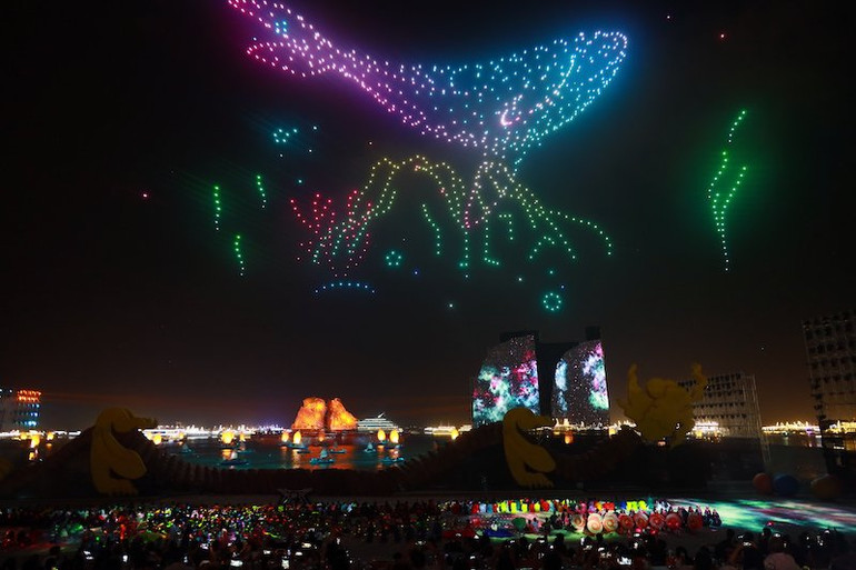 Carnaval Hạ Long thực sự là sản phẩm du lịch ấn tượng đối với người dân Quảng Ninh và du khách khi đến với Hạ Long.