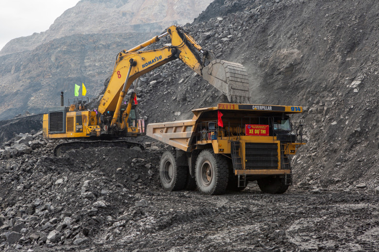 Trong suốt 36 năm liên tục, đảng viên Trần Văn Thơm gắn bó và làm việc tại Công ty cổ phần Than Cao Sơn.