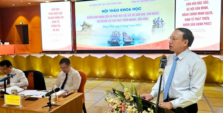 Bí thư Tỉnh ủy Quảng Ninh Nguyễn Xuân Ký phát biểu tại Hội thảo.