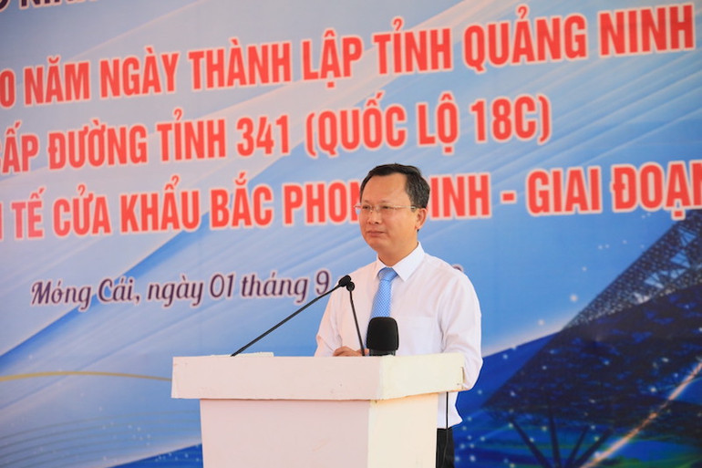 Quyền Chủ tịch Ủy ban nhân dân tỉnh Quảng Ninh Cao Tường Huy phát biểu tại lễ khánh thành.