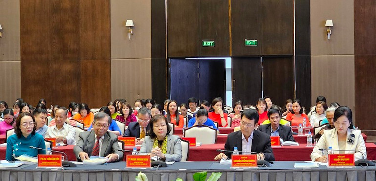 Các đại biểu tham dự Hội thảo.