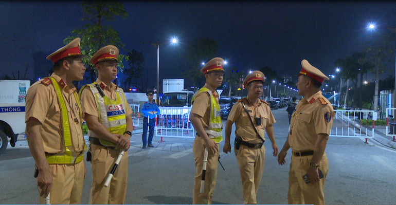 Các phương án phân luồng giao thông cũng được Công an thành phố Hạ Long chủ động và sẵn sàng từ sớm.