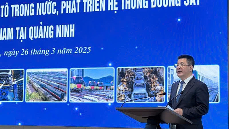 Bộ trưởng Công thương Nguyễn Hồng Diên phát biểu tại hội thảo.