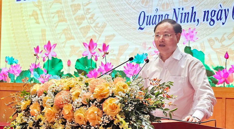 Thứ trưởng Tài Nguyên và Môi trường Lê Minh Ngân phát biểu tại hội nghị.