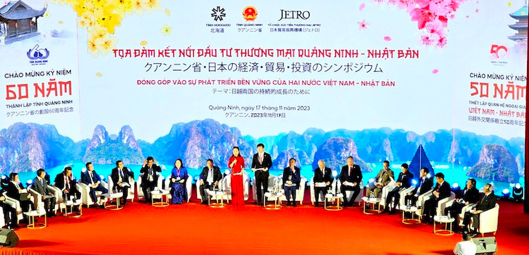 Các đại biểu tham gia tọa đàm tại Hội nghị xúc tiến đầu tư Quảng Ninh-Nhật Bản năm 2023.