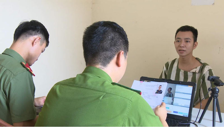 Đối tượng Nguyễn Văn Trung tại cơ quan Công an.