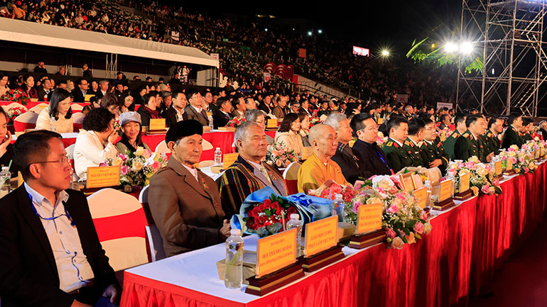 Các đại biểu tham dự Lễ kỷ niệm 50 năm Ngày Giải phóng Lâm Đồng.