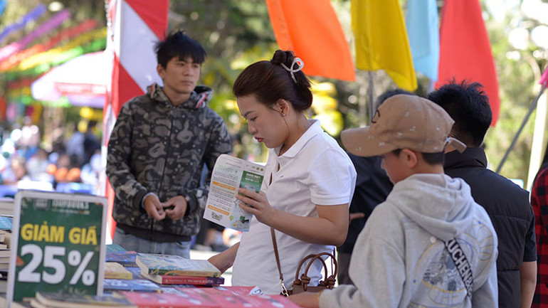 Các hoạt động hưởng ứng Ngày Sách và Văn hóa đọc Việt Nam tỉnh Lâm Đồng năm 2025. Các hoạt động hưởng ứng Ngày Sách và Văn hóa đọc Việt Nam tỉnh Lâm Đồng năm 2025.