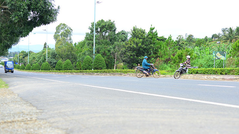 Đề xuất gần 280 tỷ đồng làm đường gom dọc tuyến cao tốc Liên Khương-Prenn ảnh 2