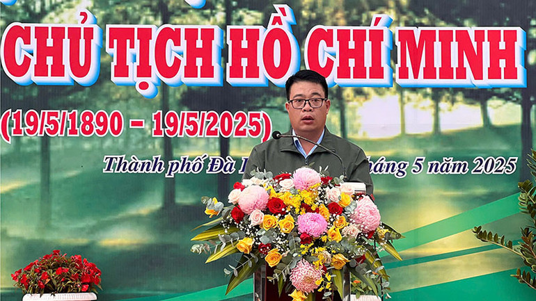 Phó Chủ tịch Ủy ban nhân dân tỉnh Lâm Đồng Nguyễn Ngọc Phúc phát biểu tại Lễ phát động trồng cây. Phó Chủ tịch Ủy ban nhân dân tỉnh Lâm Đồng Nguyễn Ngọc Phúc phát biểu tại Lễ phát động trồng cây.