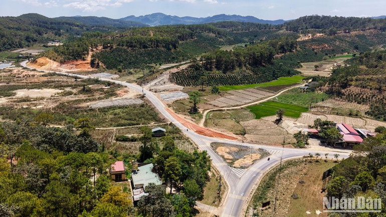 Dự án cải tạo, nâng cấp Quốc lộ 28B nối 2 tỉnh Bình Thuận - Lâm Đồng có chiều dài tuyến khoảng 68 km.