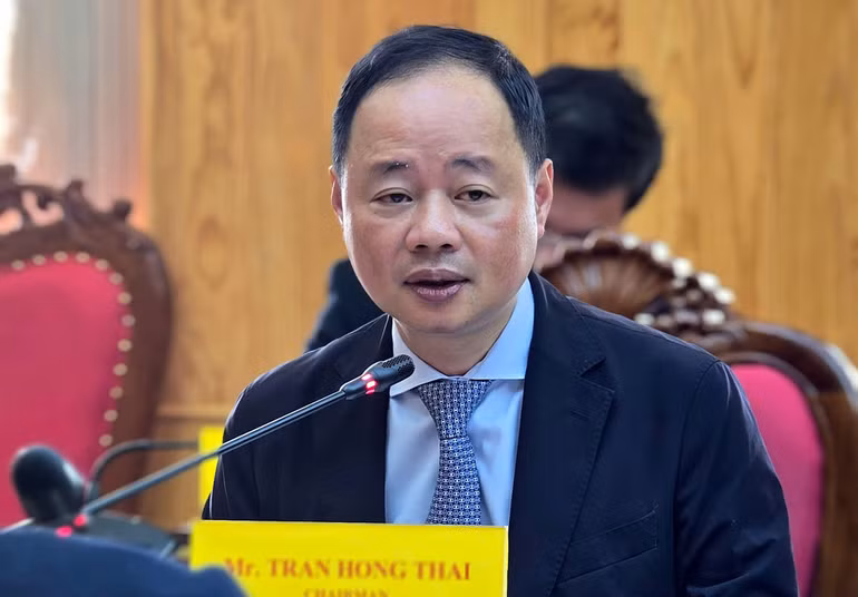 Chủ tịch Ủy ban nhân dân tỉnh Lâm Đồng Trần Hồng Thái phát biểu tại buổi làm việc.