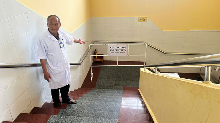 Khu vực điều trị sốt phát ban tại Bệnh viện Nhi Lâm Đồng.