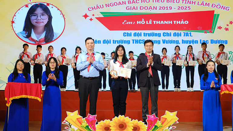 Tôn vinh 84 thiếu nhi tại Đại hội Cháu ngoan Bác Hồ tỉnh Lâm Đồng lần thứ XIII ảnh 5