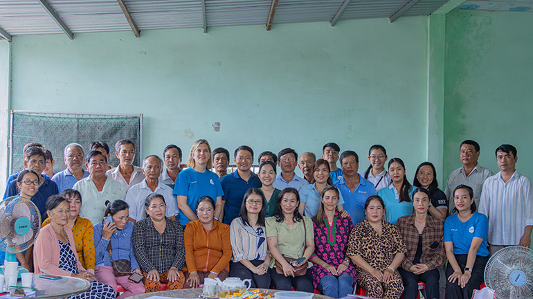 Các đại biểu tham dự một hoạt động trong chương trình. (Ảnh: SNV)