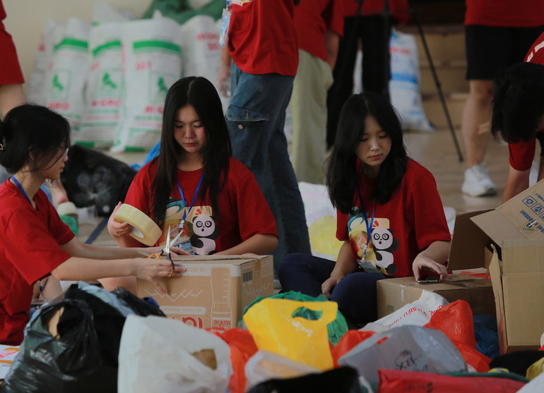 Đồ thu gom được các bạn trẻ xử lý, tái chế Đồ thu gom được các bạn trẻ xử lý, tái chế