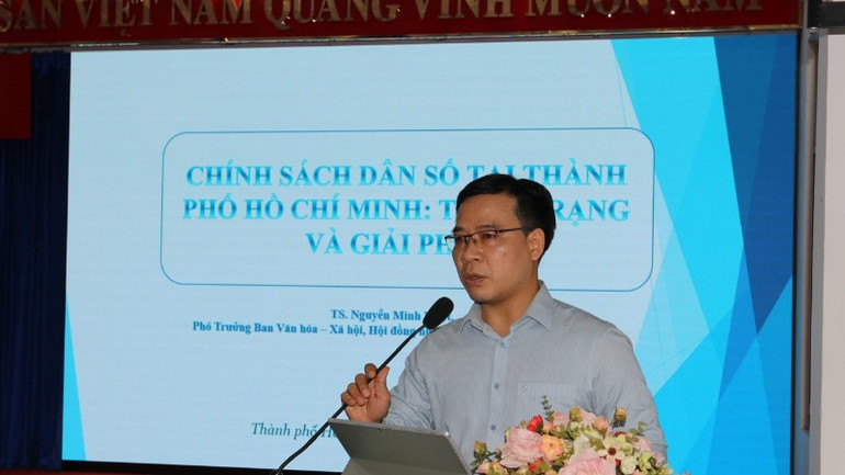 Ông Nguyễn Minh Nhựt, Phó Trưởng ban Văn hóa-Xã hội, Hội đồng nhân dân Thành phố Hồ Chí Minh chia sẻ các giải pháp để thoát khỏi “bẫy sinh thấp".