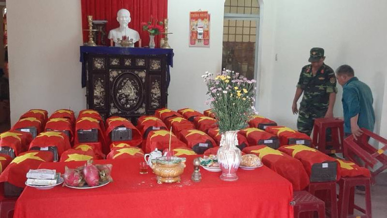 Hài cốt liệt sĩ được quy tập để chuẩn bị cải táng tại Nghĩa trang liệt sĩ.