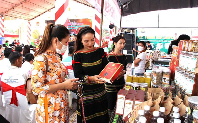 Tuần lễ giới thiệu, tiêu thụ nông sản tiêu biểu năm 2022 tỉnh Đắk Lắk -0