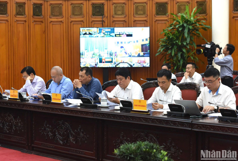 Đại diện lãnh đạo các bộ, ban ngành tham dự hội nghị. (Ảnh: TRẦN HẢI)