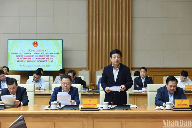 Đại diện Ủy ban quản lý vốn Nhà nước phát biểu ý kiến. Đại diện Ủy ban quản lý vốn Nhà nước phát biểu ý kiến.