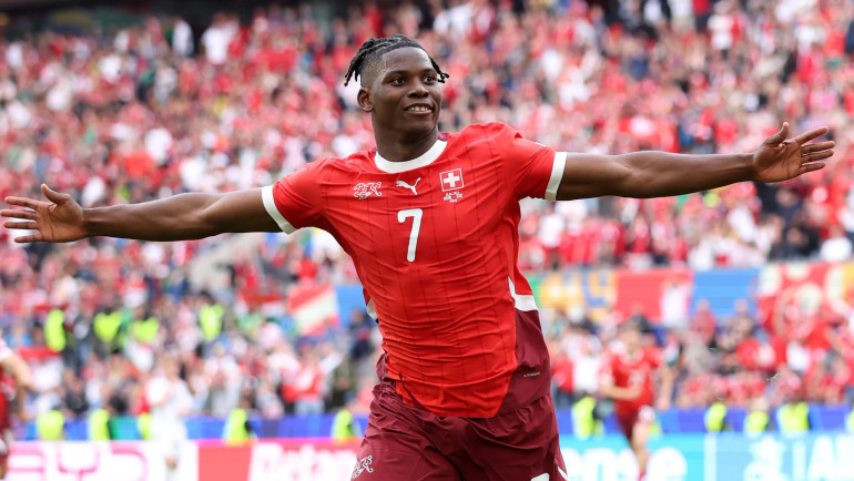 Đội tuyển Thụy Sĩ đã có màn khởi đầu thuận lợi khi giành chiến thắng trước đội tuyển Hungary với tỷ số 3-1 trong trận đầu ra quân. (Ảnh: UEFA) Đội tuyển Thụy Sĩ đã có màn khởi đầu thuận lợi khi giành chiến thắng trước đội tuyển Hungary với tỷ số 3-1 trong trận đầu ra quân. (Ảnh: UEFA)