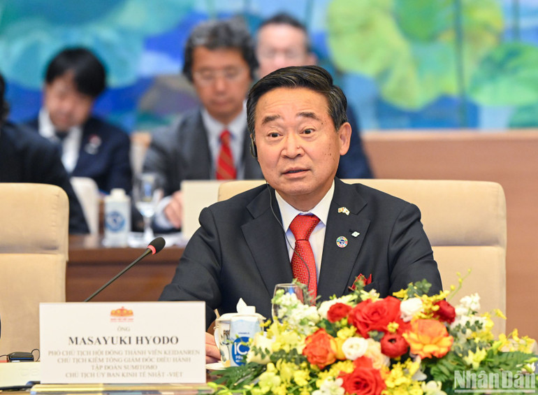 Ngài Masayuki Hyodo phát biểu tại buổi tiếp.