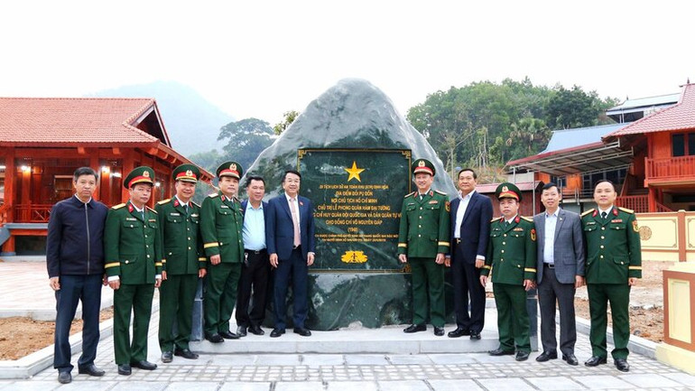 Đồi Pụ Đồn, người dân địa phương gọi là đồi “Phong Tướng” là địa chỉ đỏ giáo dục truyền thống cách mạng.