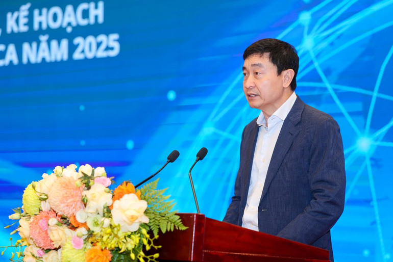 Trung tướng Nguyễn Minh Chính, Cục trưởng A05, Bộ Công an, Phó Chủ tịch thường trực Hiệp hội phát biểu.