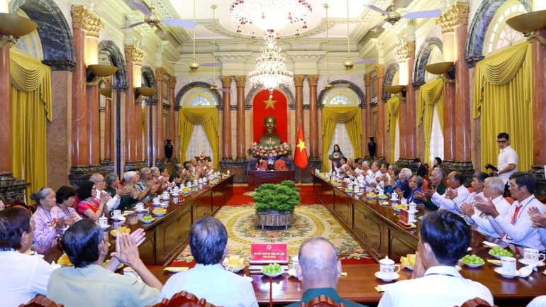 Toàn cảnh buổi gặp mặt.