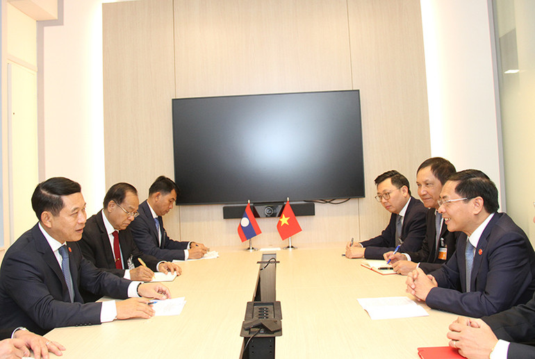 Hai Bộ trưởng nhất trí tiếp tục đẩy mạnh triển khai hiệu quả Thỏa thuận hợp tác giữa hai Bộ Ngoại giao giai đoạn 2021-2025.