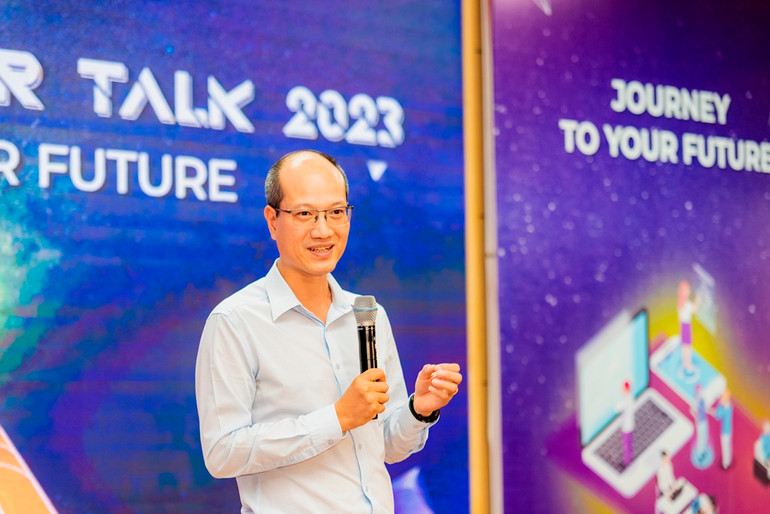 Ông Nguyễn Thế Phương, Phó Tổng Giám đốc Tập đoàn FPT chia sẻ, sinh viên FTU có rất nhiều cơ hội tại FPT.