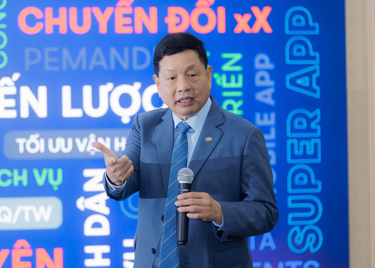 Ông Trương Gia Bình - Chủ tịch HĐQT Tập đoàn FPT chia sẻ về việc xây dựng và quản lý chiến lược của doanh nghiệp trong bối cảnh chuyển đổi số quốc gia.