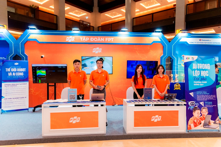 Gian hàng của Tập đoàn FPT Hội nghị toàn quốc quán triệt và triển khai thực hiện Nghị quyết số 66-NQ/TW và Nghị quyết số 68-NQ/TW.