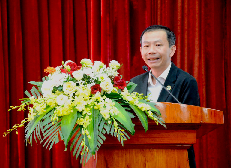 PGS, TS Phạm Trần Vũ, Phó Hiệu trưởng Trường Đại học Bách khoa, Đại học Quốc gia Thành phố Hồ Chí Minh phát biểu. PGS, TS Phạm Trần Vũ, Phó Hiệu trưởng Trường Đại học Bách khoa, Đại học Quốc gia Thành phố Hồ Chí Minh phát biểu.