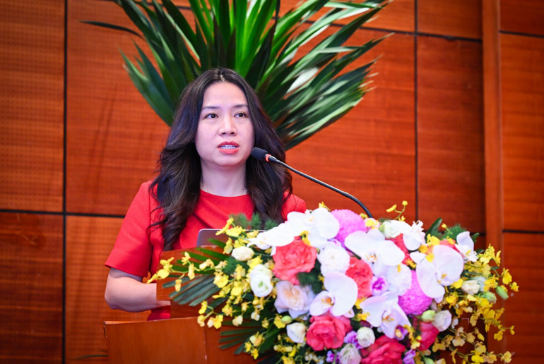 Nhà báo Nguyễn Thu Hương, Phó Tổng Biên tập báo điện tử VnExpress. (Ảnh: THÀNH ĐẠT) 5.jpg
