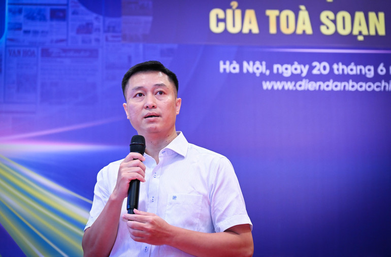 Nhà báo Nguyễn Hoàng Nhật, Phó Trưởng ban Nhân Dân Điện tử. (Ảnh: THÀNH ĐẠT) 6.jpg