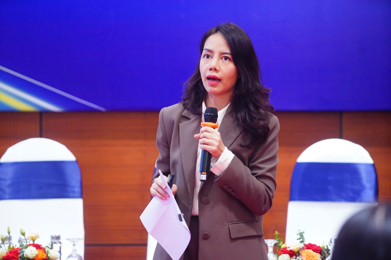 TS Ngô Bích Ngọc, Trưởng Khoa Truyền thông đa phương tiện, Đại học Swinburne Việt Nam. (Ảnh: Duy Phạm/TPO) TS Ngô Bích Ngọc, Trưởng Khoa Truyền thông đa phương tiện, Đại học Swinburne Việt Nam. (Ảnh: Duy Phạm/TPO)