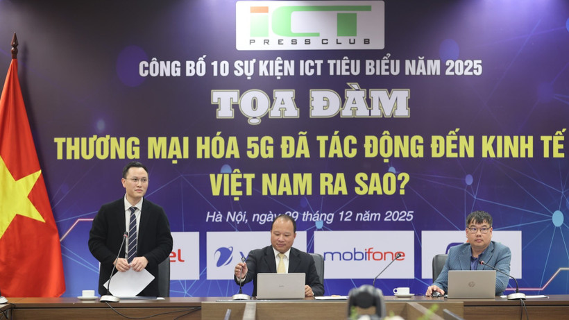 Ông Nguyễn Anh Cương, Phó Cục trưởng Cục Viễn thông, Bộ Khoa học và Công nghệ phát biểu tại tọa đàm.