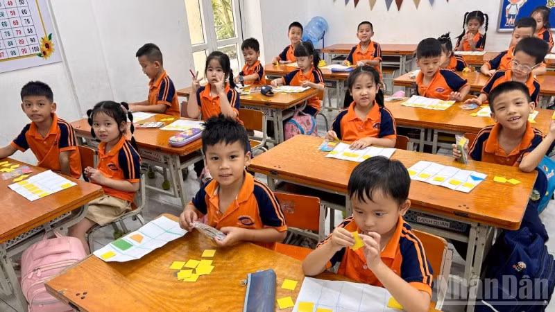 Quy định mới về thời điểm thẻ bảo hiểm y tế học sinh, sinh viên có giá trị sử dụng. (Ảnh minh họa)