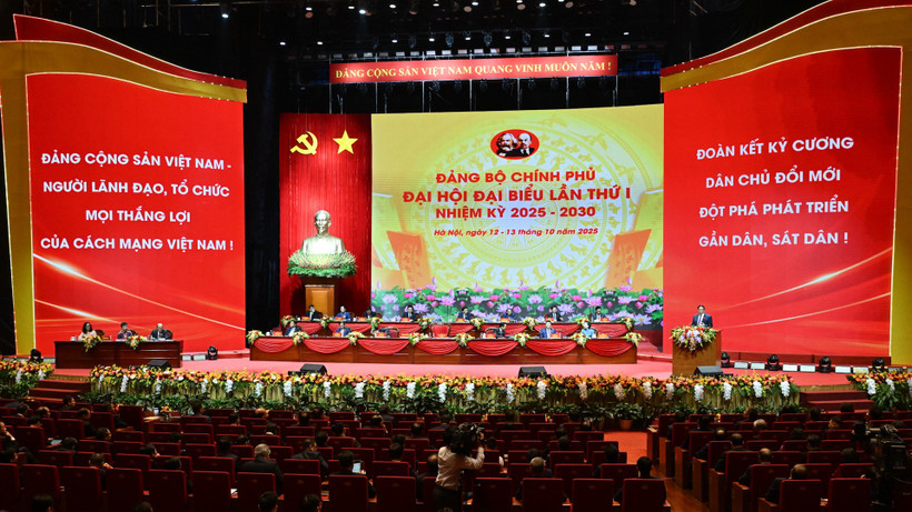 Quang cảnh phiên trù bị Đại hội.