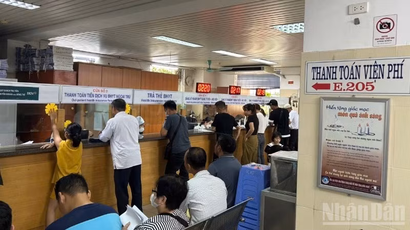 Nghị định 188 đã đã mở rộng đáng kể quyền lợi của người đi khám, chữa bệnh bảo hiểm y tế. (Ảnh: ĐỖ THOA)