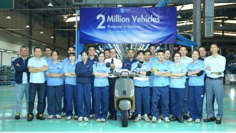 Piaggio Việt Nam mừng cột mốc 2 triệu xe xuất xưởng