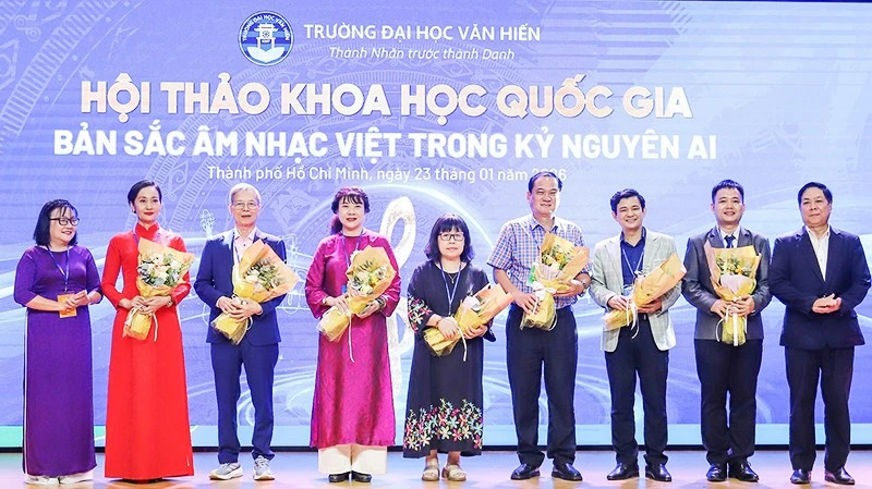 Các đại biểu nêu lên nhiều giải pháp xoay quanh việc phát triển bản sắc nhạc Việt trong kỷ nguyên AI.