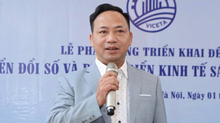 Herr Trinh Xuan Tuyen - chef för projektimplementeringsgruppen - talade vid lanseringsceremonin. aotxtu-3862.jpg